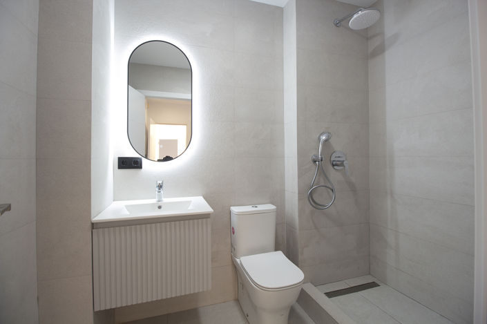 Image No.13-2 Bed Apartment for sale