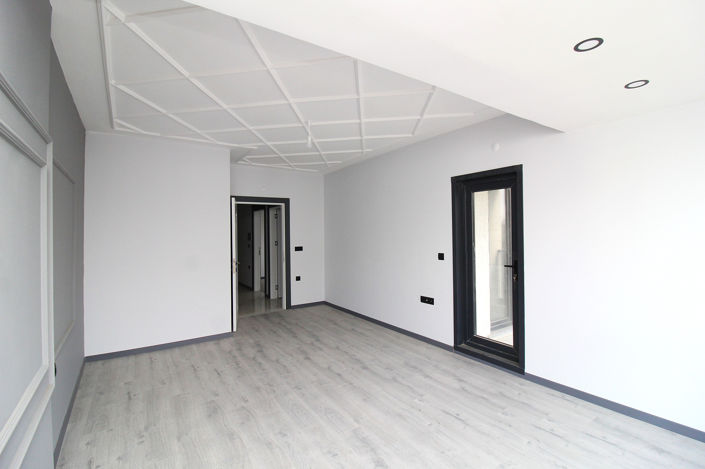 Image No.35-2 Bed Apartment for sale