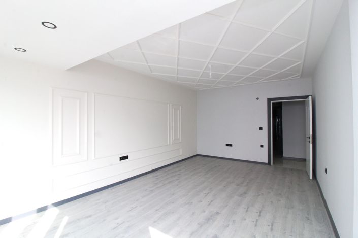 Image No.45-3 Bed Apartment for sale