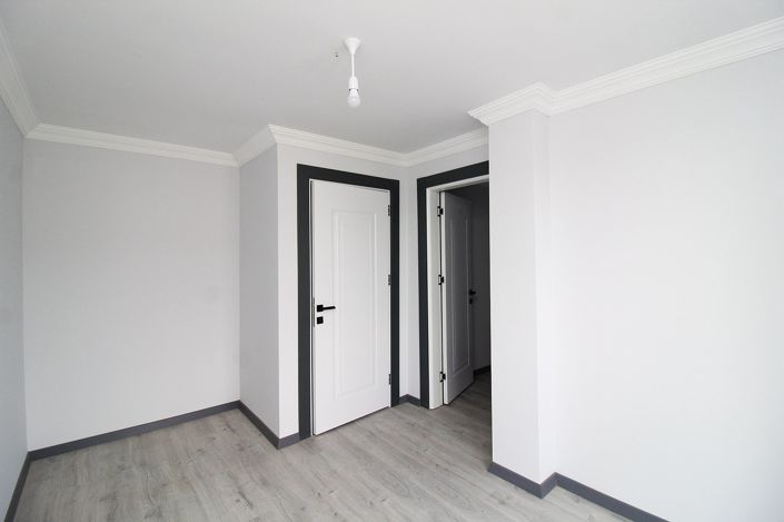 Image No.22-5 Bed Apartment for sale