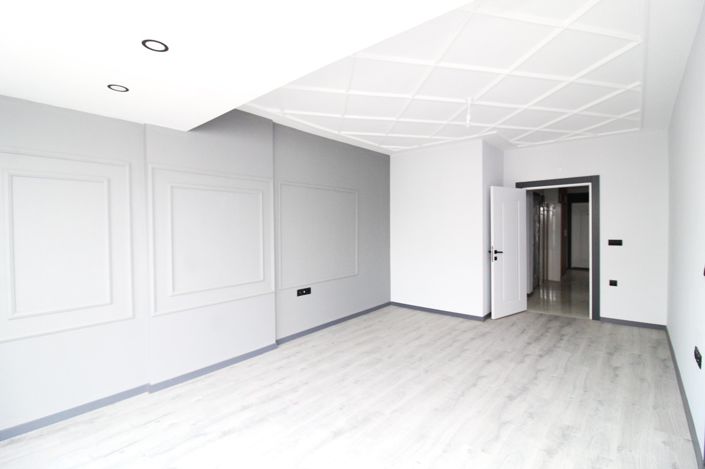 Image No.34-5 Bed Apartment for sale