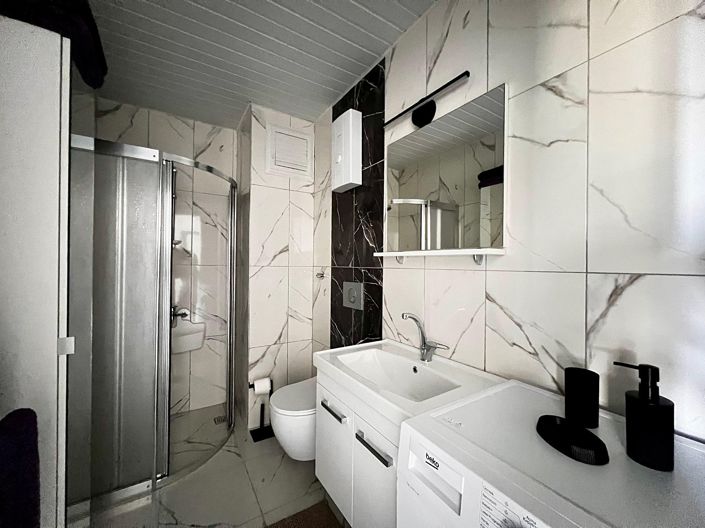 Image No.12-1 Bed Apartment for sale