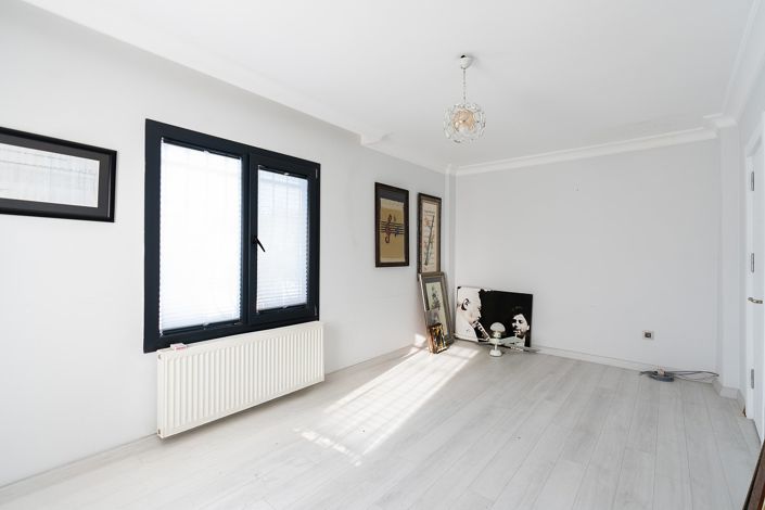 Image No.49-9 Bed House/Villa for sale