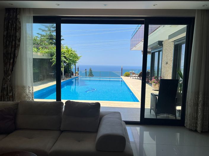 Image No.11-4 Bed House/Villa for sale