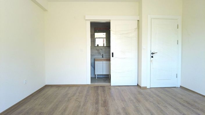 Image No.19-3 Bed Apartment for sale