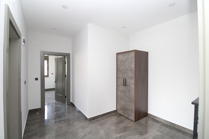 Image No.33-2 Bed Apartment for sale