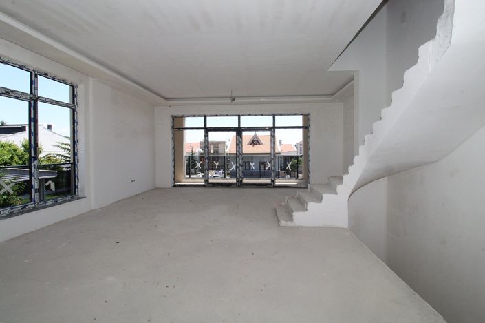 Image No.9-4 Bed House/Villa for sale