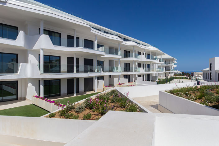 Image No.20-3 Bed Apartment for sale