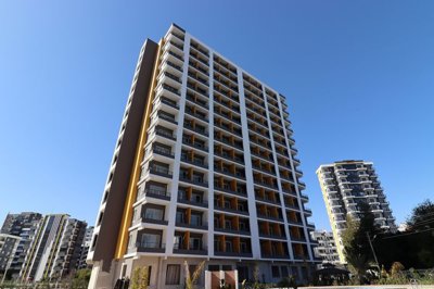Exterior 3