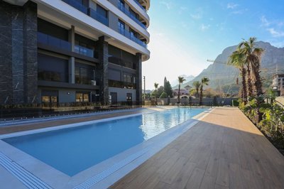 Exterior 6