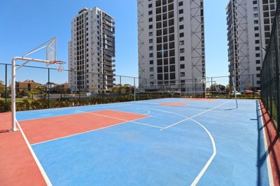 Exterior 10