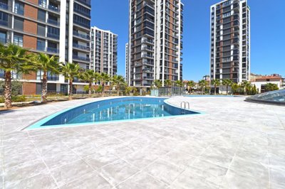 Exterior 8
