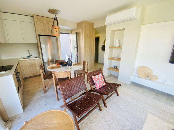 Image No.24-2 Bed Apartment for sale