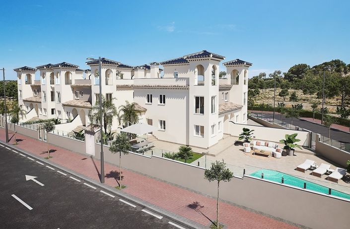 Image No.2-4 Bed House/Villa for sale