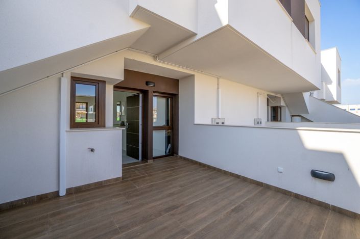 Image No.14-3 Bed Apartment for sale