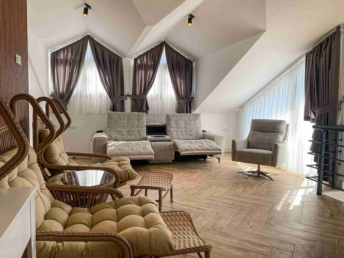 Image No.18-5 Bed House/Villa for sale