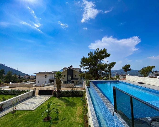 Image No.6-5 Bed House/Villa for sale