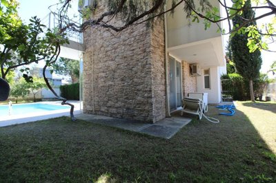 Exterior 11