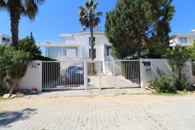 Exterior 6