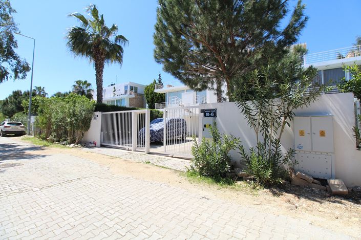 Image No.7-3 Bed House/Villa for sale