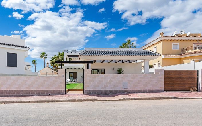 Image No.7-3 Bed House/Villa for sale