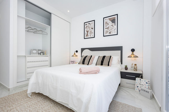 Image No.26-2 Bed Apartment for sale