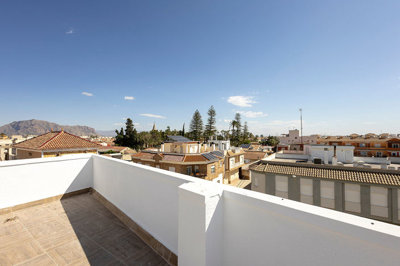 Exterior 6