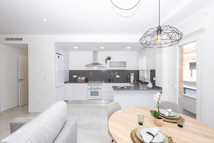 Image No.11-2 Bed Apartment for sale