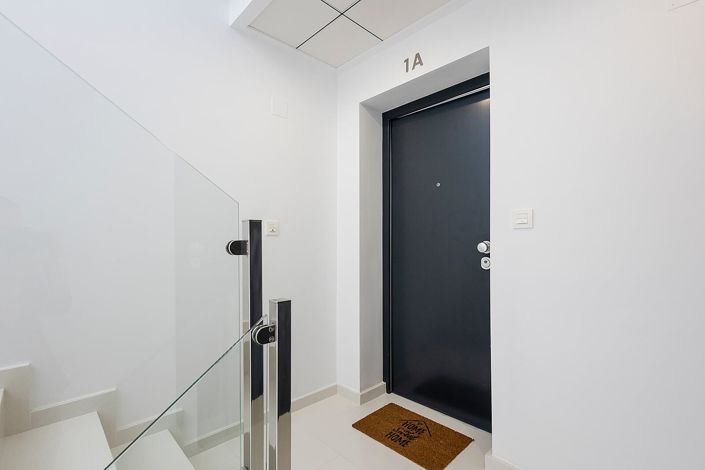 Image No.4-2 Bed Apartment for sale