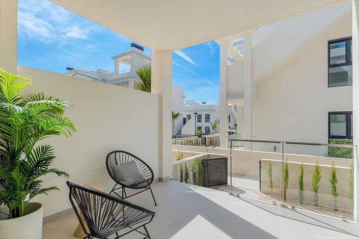 Image No.11-3 Bed Apartment for sale