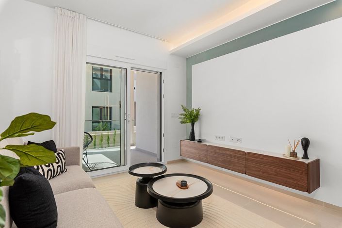 Image No.18-3 Bed Apartment for sale