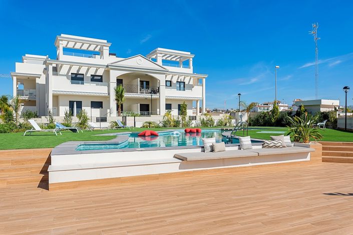 Image No.8-3 Bed Apartment for sale