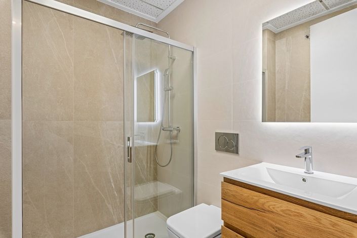 Image No.33-4 Bed Apartment for sale