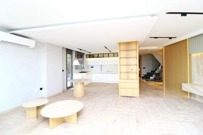 Interior 1