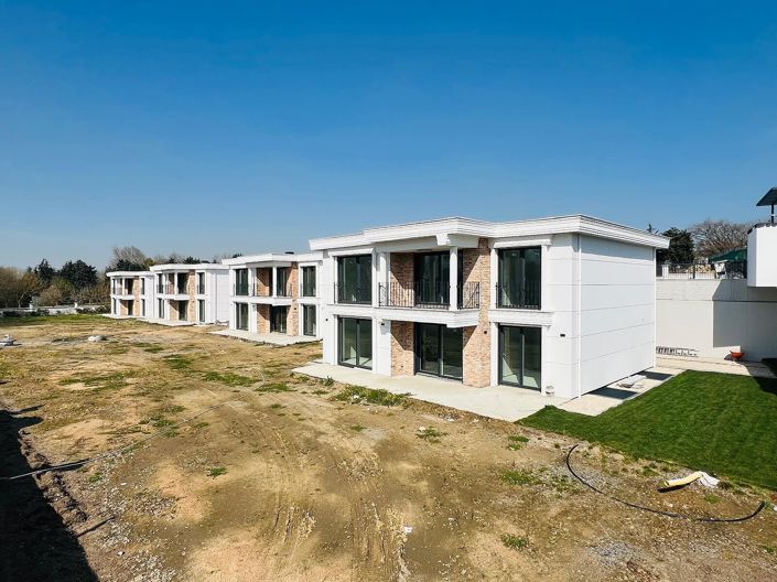 Image No.4-7 Bed House/Villa for sale