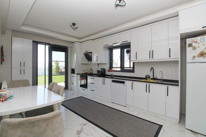 Image No.20-5 Bed House/Villa for sale