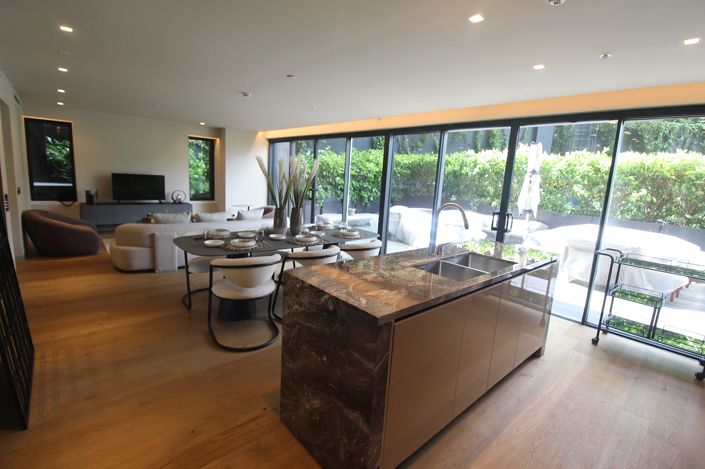 Image No.17-3 Bed Apartment for sale