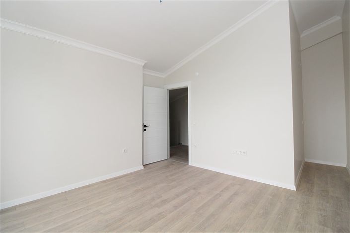 Image No.15-3 Bed Apartment for sale