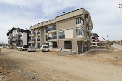 Exterior 8