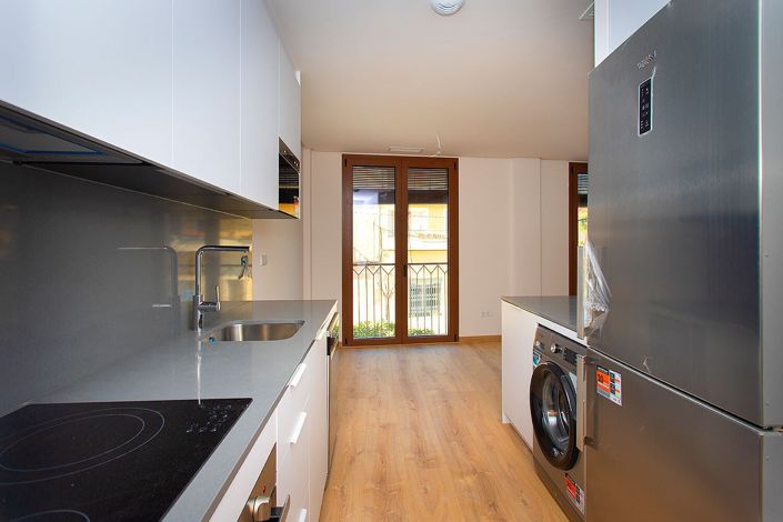 Image No.17-3 Bed Apartment for sale