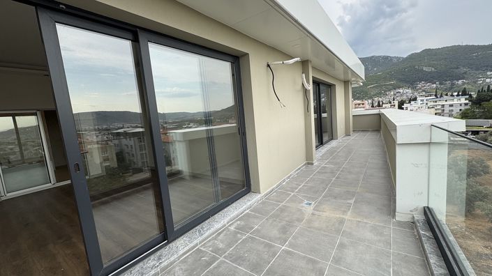 Image No.45-2 Bed Apartment for sale