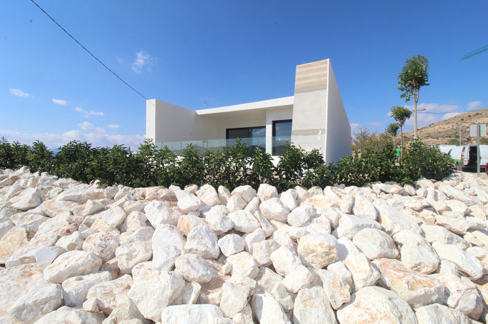 Image No.10-2 Bed Apartment for sale