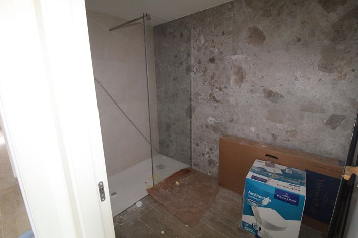 Image No.18-3 Bed Apartment for sale