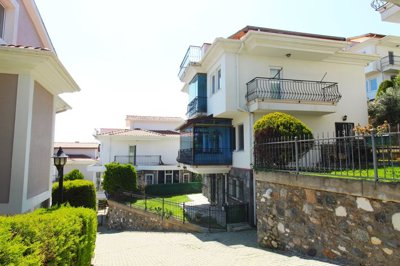 Exterior 4