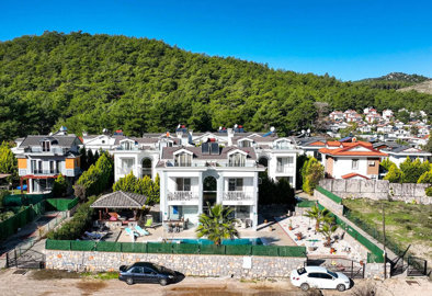 Exterior 3