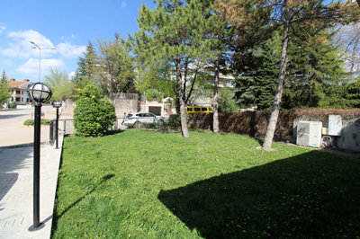Exterior 4