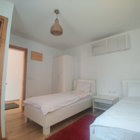 Image No.24-6 Bed House/Villa for sale