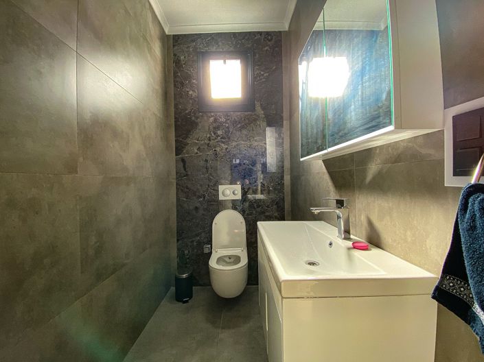 Image No.17-4 Bed House/Villa for sale