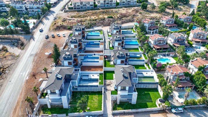 Image No.2-4 Bed House/Villa for sale