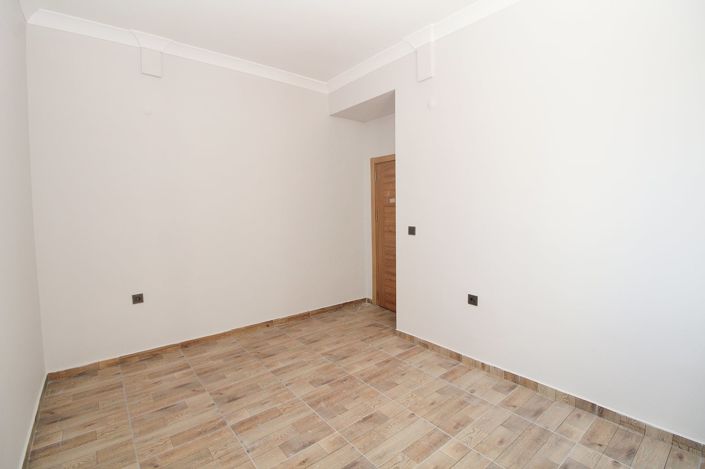 Image No.24-2 Bed Apartment for sale